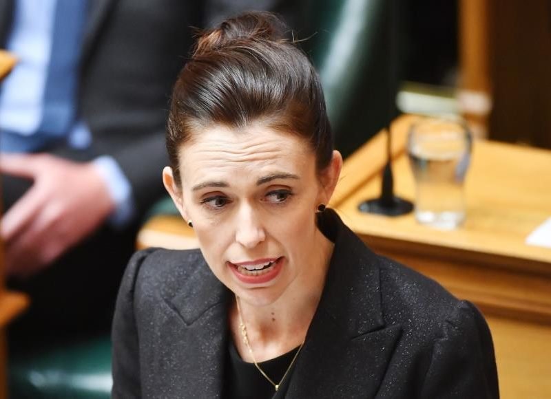 رئيسة وزراء نيوزيلندا تتعهد بعدم ذكر اسم مرتكب هجوم مسجدي كرايست تشيرتش