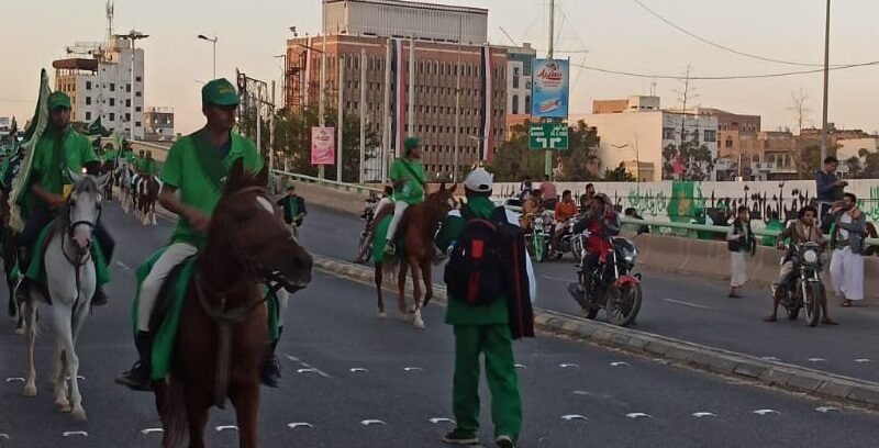 97 خيلا تجوب شوارع العاصمة احتفاء بذكرى المولد النبوي الشريف وآل راشد يؤكد بأن اتحاد الفروسية اعتمدها كتقليد سنوي ابتهاجا بعظمة المناسبة