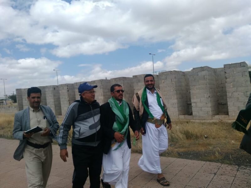 السقاف : ماضون للانتهاء من تجهيزات ساحات ملعب الثورة والتحضيرات تسير على قدم وساق وسخرنا كافة إمكانات المديرية