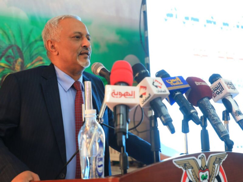 الوهباني عضو السياسي الأعلى  يؤكد ضرورة تضافر الجهود لتنفيذ الخطط الداعمة لحماية المستهلك
