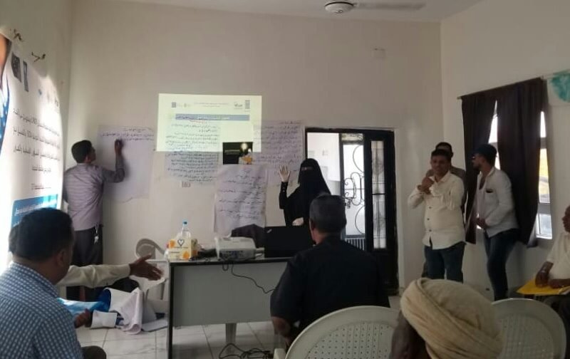 ورشة عمل لتدريب كوادر السلطات المحلية والجمعيات التعاونية في مديرية الزهرة بالحديدة