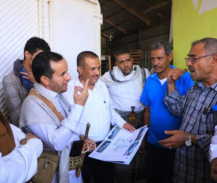 وزير الصناعة والتجارة يطلع على نشاط فرع الهيئة اليمنية للمواصفات بالحديدة