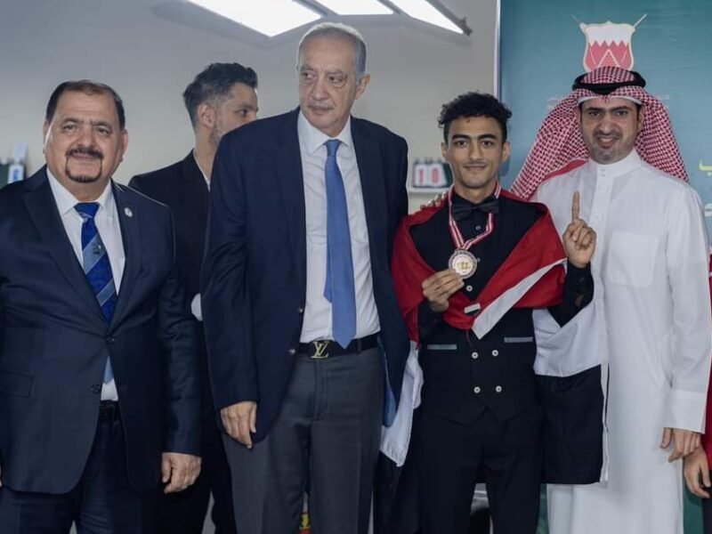 هيثم الخليدي يهدي اليمن أول ميدالية ذهبية في لعبة السنوكر