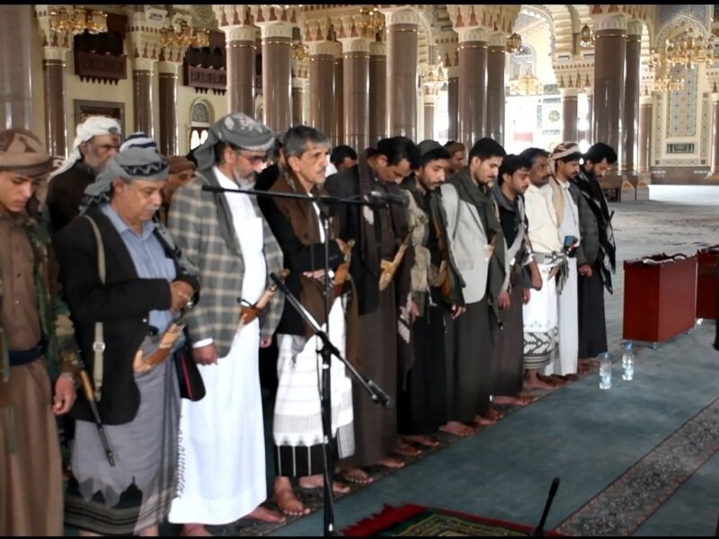 محافظة شبوة تشيع الشهيد المجاهد المقدم بدر زبن الله حسين مبارك الحداد.