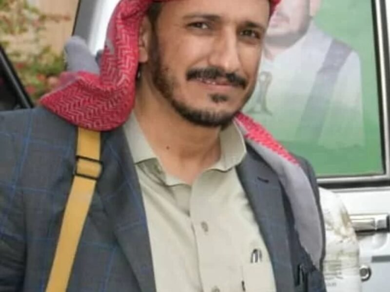 عضو مجلس الشورى الشيخ سيف بن ناصر المحضار يهنئ قائد الثورة ورئيس المجلس السياسي بمناسبة عيد الفطر المبارك