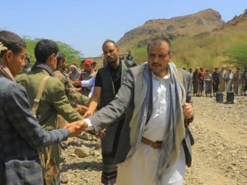 مدير هيئة المواصفات يزور المرابطين في جبهات مديرية مقبنة بمحافظة تعز