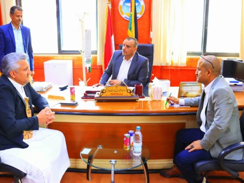 مدير عام هيئة المواصفات يلتقي التجار والمصنعين في اليوم المفتوح