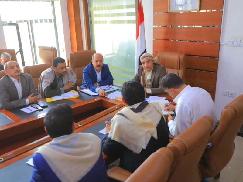 وزير الاقتصاد يرأس اجتماعا للجنة المقاطعة