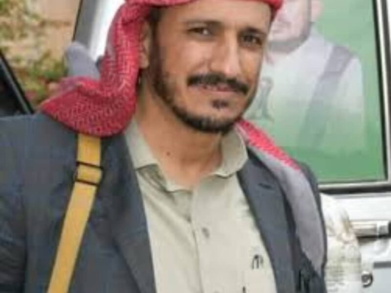 عضو مجلس الشورى الشيخ سيف بن ناصر المحضار يعزي قائد الثورة ورئيس المجلس السياسي في استشهاد رئيس حكومة التغيير والبناء وعدد من رفاقة