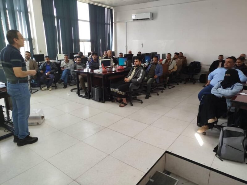 صندوق تنمية المهارات يختتم برنامج Red Hat لكوادر هيئة البريد بالتعاون مع المعهد العام للاتصالات.