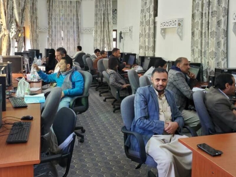 صندوق تنمية المهارات يختتم تدريب 19 كادراً من البريد بمعهد الاتصالات بذمار.