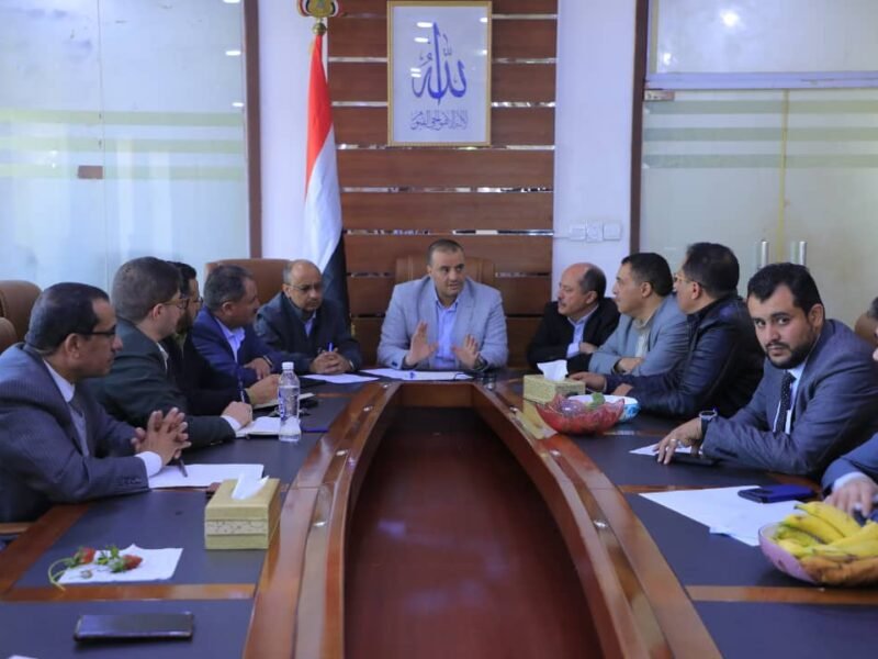 مناقشة تدشين مسار توجيه البحث العلمي نحو توطين الصناعات