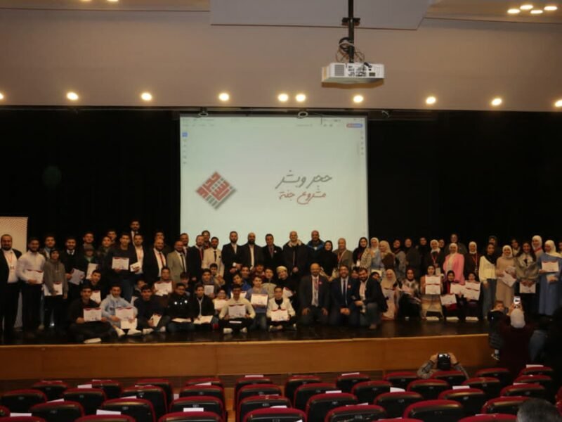 الذكرى السادسة لحجر وبشر في الرابطة الثقافية